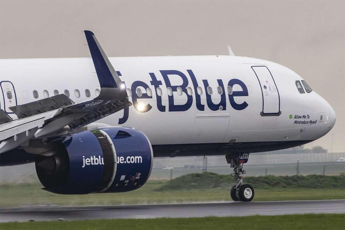 Jetblue plane